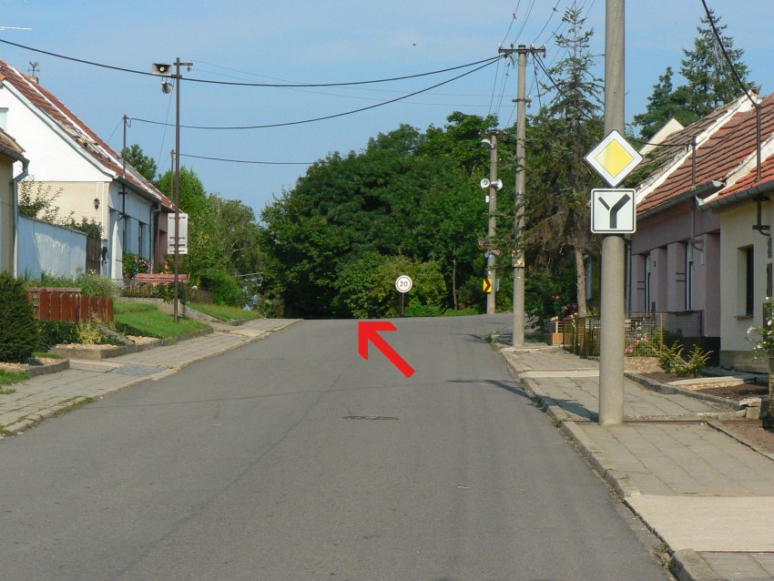 Navigace ve Strachot�n�